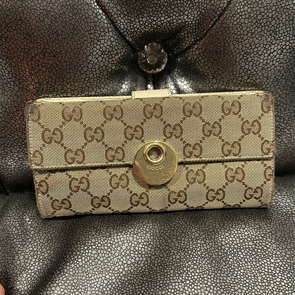 Gucci Wallet - Picture 2 of 8